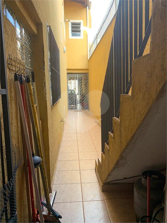 Sobrado à venda com 3 quartos, sendo 1 suíte,  em Vila Sabrina, São Paulo, SP