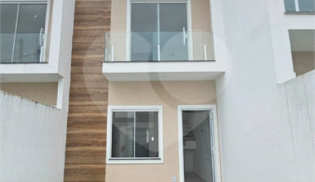 Casa à venda com 2 suítes no condomínio Loteamento Monte Libano, Rio de Janeiro - RJ