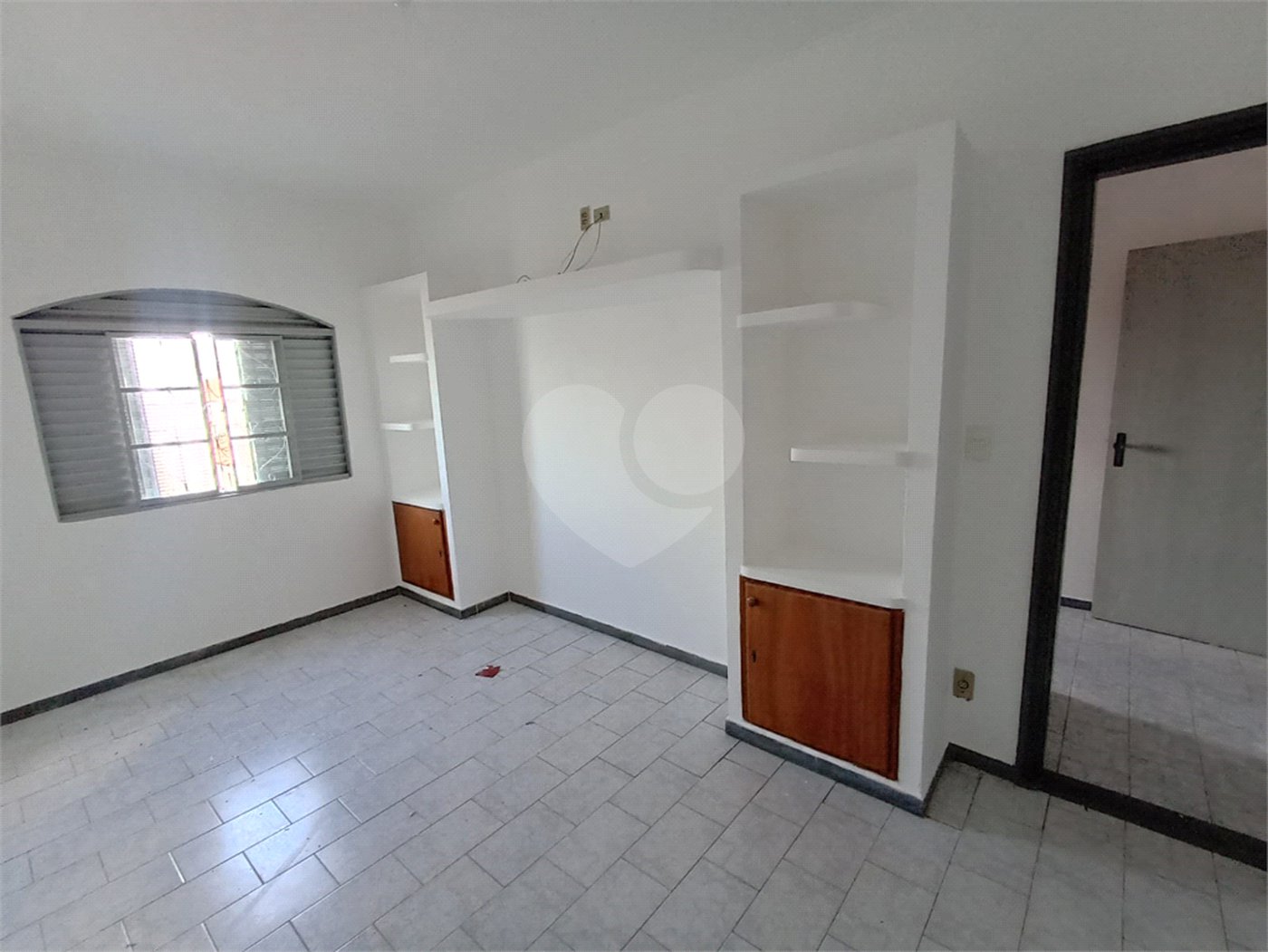 Casa à venda ou para alugar com 6 quartos, sendo 2 suítes, em Jardim Itália, Itapetininga, SP