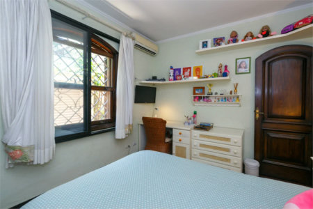 Casa Térrea à venda com 3 quartos, sendo 2 suítes,  em Brooklin Paulista, São Paulo, SP
