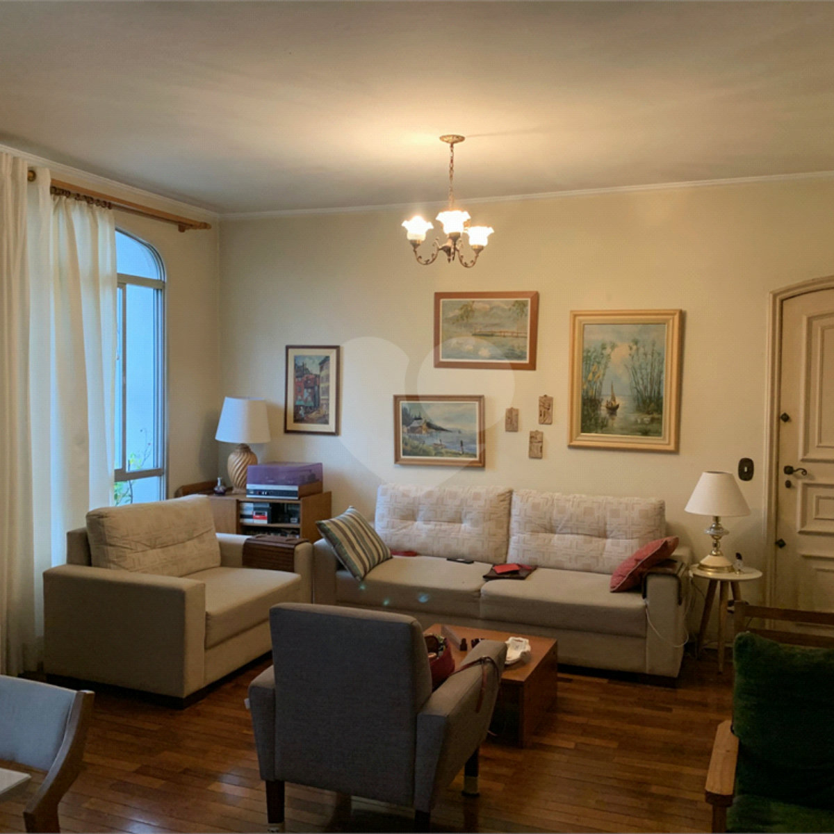 Apartamento à venda com 3 quartos, sendo 1 suíte,  em Jardim Marajoara, São Paulo, SP