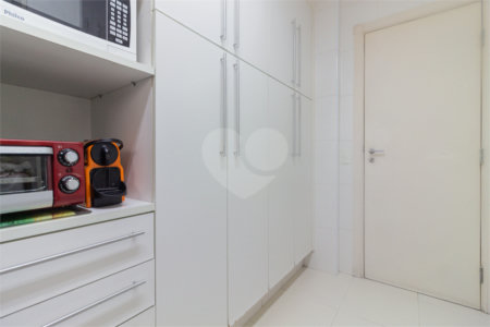 Apartamento à venda com 2 quartos, sendo 1 suíte, em Jardim Europa, São Paulo, SP