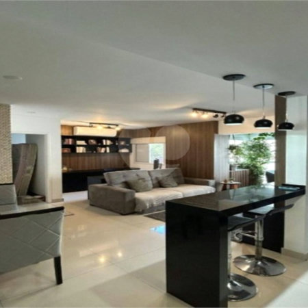 Apartamento à venda com 2 quartos, sendo 1 suíte, em Vila Andrade, São Paulo, SP