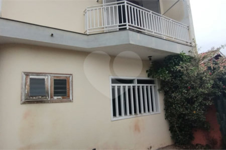 Casa à venda com 4 quartos, sendo 1 suíte, em Jardim Guadalajara, Sorocaba, SP