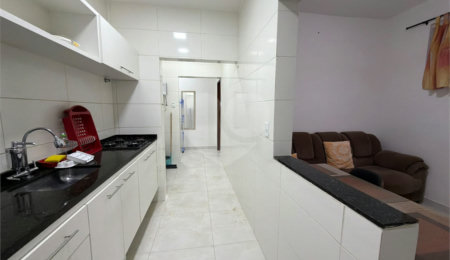 Apartamento à venda com 2 quartos, sendo 1 suíte,  em Braga, Cabo Frio, RJ