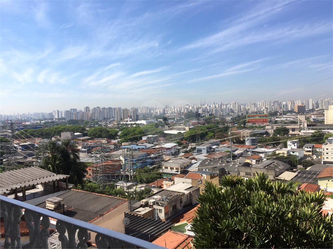 Sobrado à venda ou para alugar com 5 quartos, sendo 1 suíte, em Freguesia do Ó, São Paulo, SP