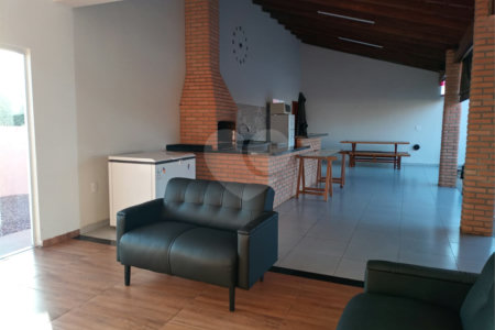 Chácara à venda ou para alugar com 2 quartos, sendo 1 suíte,  em Mato Seco, Itapetininga, SP