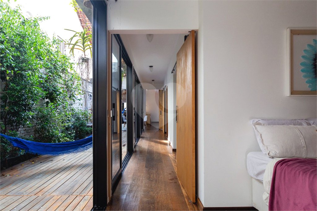 Casa Térrea à venda com 3 quartos, sendo 2 suítes,  em Vila Ipojuca, São Paulo, SP