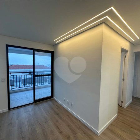 Apartamento à venda com 3 quartos, sendo 1 suíte,  em Chora Menino, São Paulo, SP