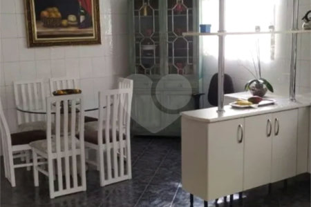 Sobrado à venda ou para alugar com 3 quartos, sendo 1 suíte,  em Jaguaré, São Paulo, SP