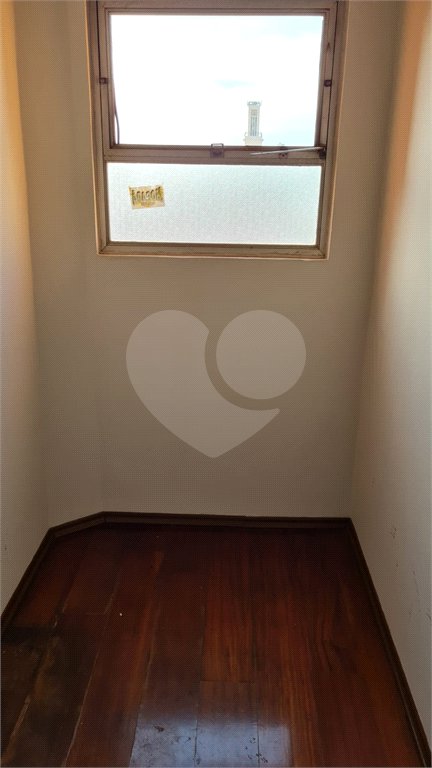 Apartamento à venda com 3 quartos, sendo 1 suíte,  no Centro, Araraquara, SP