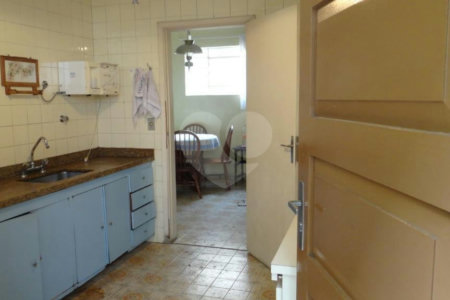Casa Térrea à venda com 3 quartos em Jardim Paulistano, São Paulo, SP