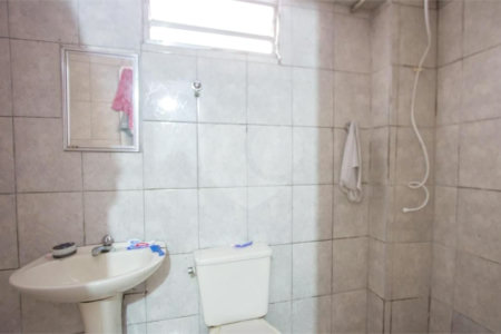 Sobrado à venda com 5 quartos em Parque Colonial, São Paulo, SP