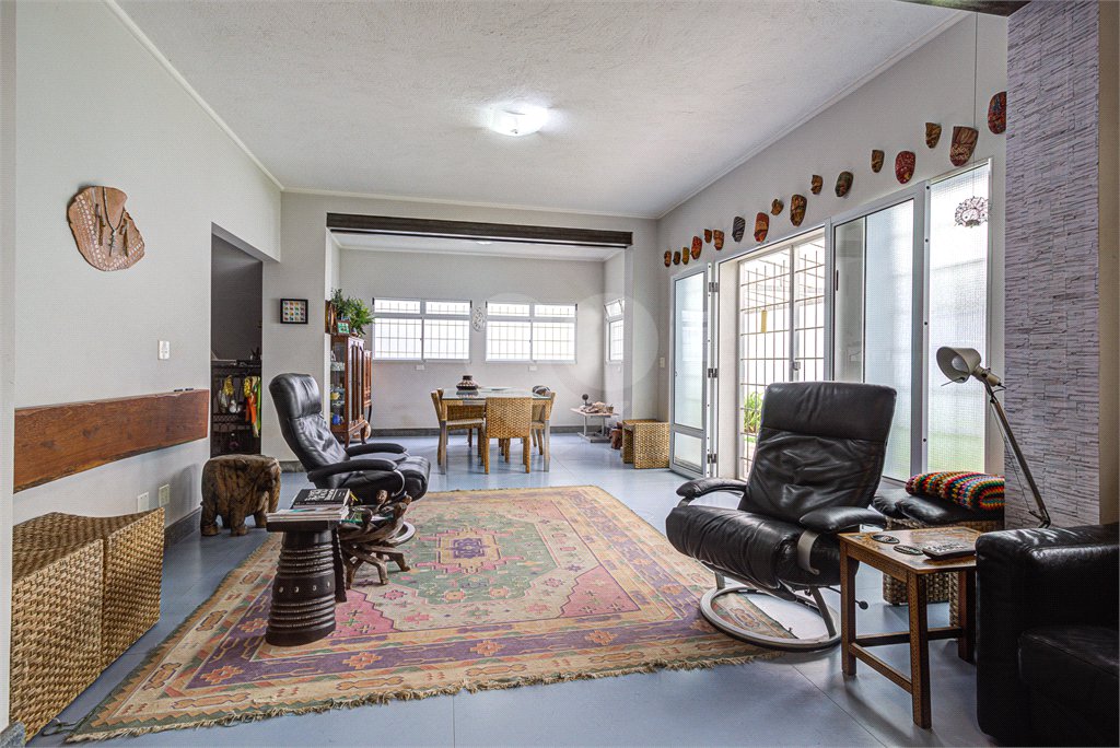 Casa de Vila à venda com 3 quartos, sendo 1 suíte,  em Granja Julieta, São Paulo, SP