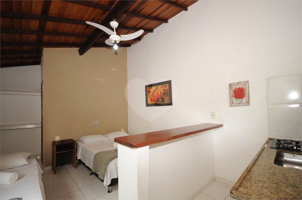 Hotel à venda com 12 quartos, sendo 13 suítes,  em Alto de Búzios, Armação dos Búzios, RJ