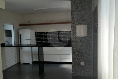 Casa à venda com 2 suítes no condomínio Residencial Matos, São Paulo - SP