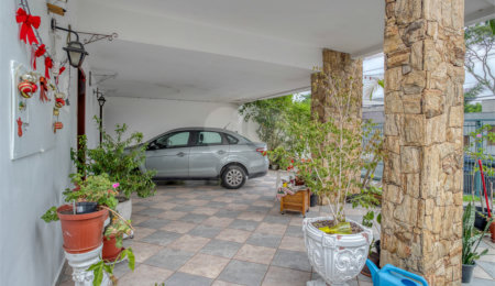 Casa de Vila à venda com 4 quartos, sendo 2 suítes, em Granja Julieta, São Paulo, SP