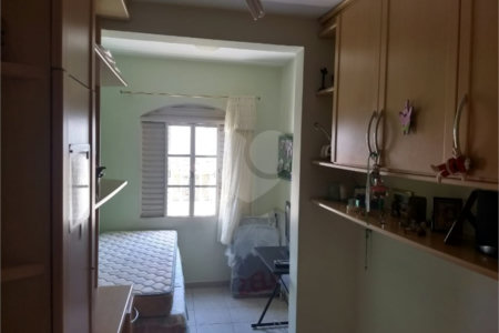 Casa à venda com 3 quartos, sendo 1 suíte, em Vila Galvão, Guarulhos, SP