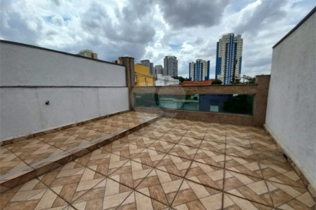 Sobrado à venda com 3 quartos, sendo 1 suíte, em Vila Lúcia, São Paulo, SP