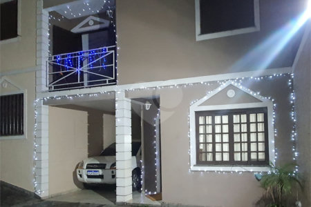 Casa à venda com 3 quartos, sendo 1 suíte, em Vila Pirajussara, São Paulo, SP