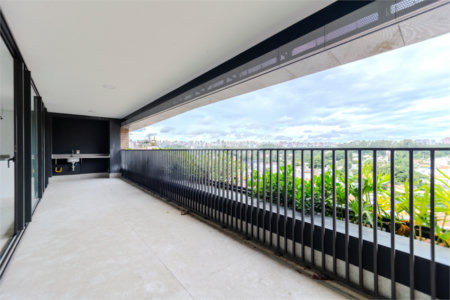 Apartamento à venda com 3 suítes em Vila Nova Conceição, São Paulo, SP
