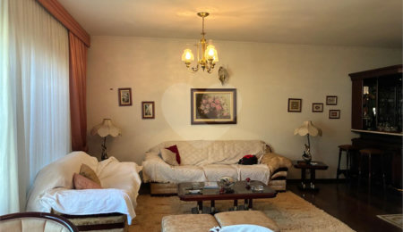 Casa à venda com 3 quartos, sendo 1 suíte,  em Vila Galvão, Guarulhos, SP