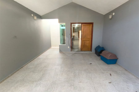 Casa à venda com 3 quartos, sendo 2 suítes, em Vila Carolina, Itapetininga, SP