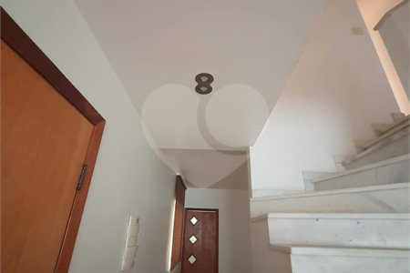 Sobrado à venda com 3 quartos, sendo 1 suíte,  em Jardim Bonfiglioli, São Paulo, SP