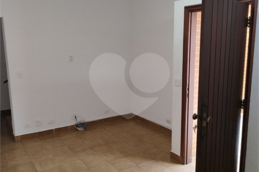 Casa para alugar com 2 quartos, sendo 1 suíte,  em Jabaquara, São Paulo, SP