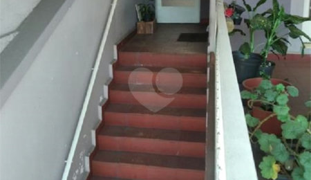 Sobrado à venda com 2 quartos em Tremembé, São Paulo, SP