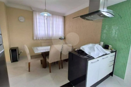 Apartamento à venda com 3 quartos, sendo 1 suíte, em Mooca, São Paulo, SP