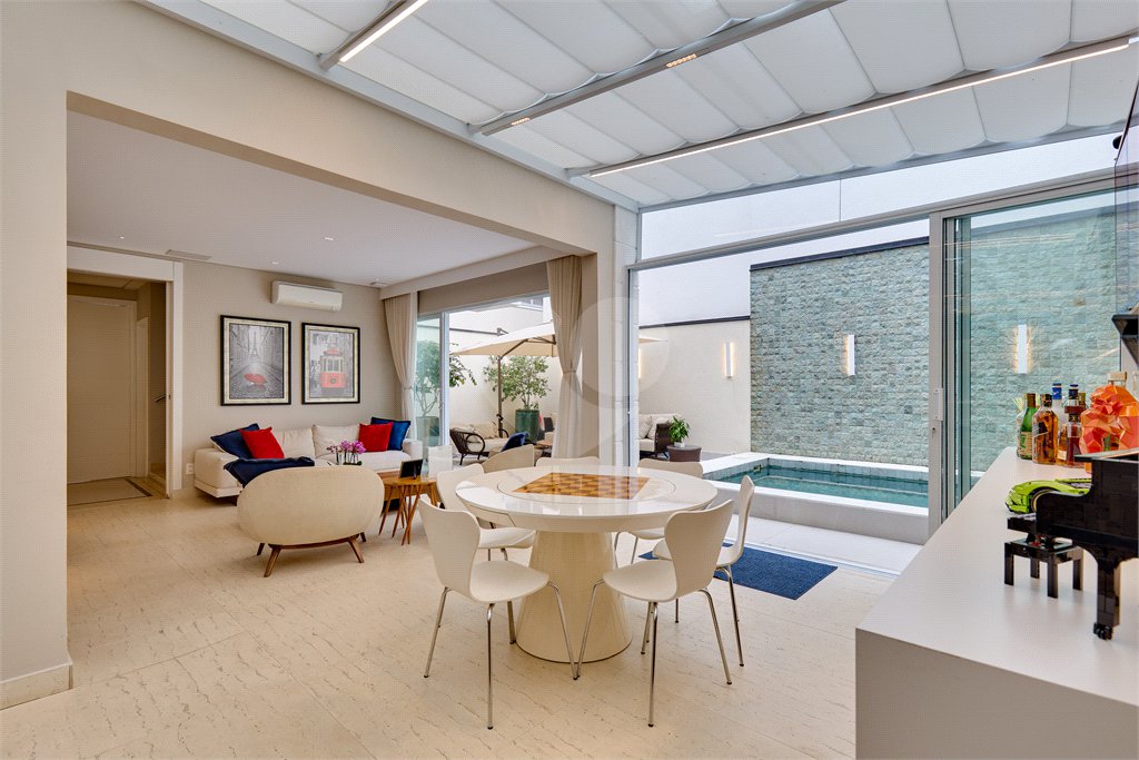 Casa à venda com 4 suítes no condomínio Ville Bosqueé, São Paulo - SP