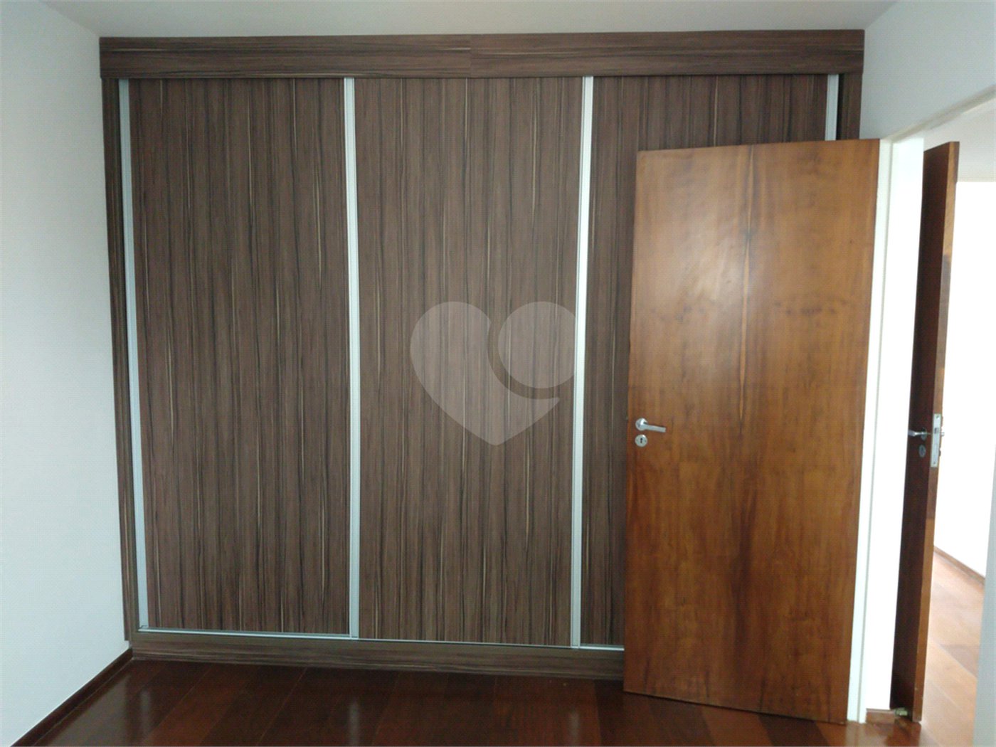 Apartamento para alugar com 2 quartos, sendo 1 suíte, em Campo Belo, São Paulo, SP