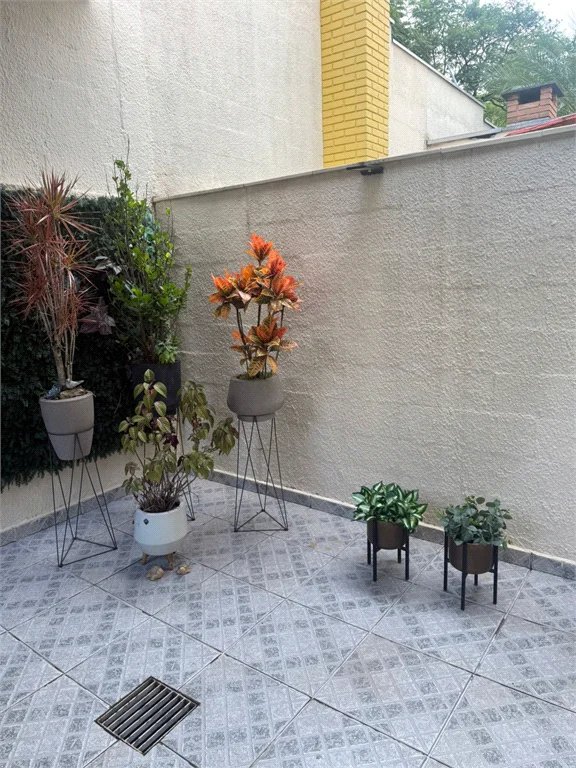 Casa à venda com 3 quartos, sendo 1 suíte, no condomínio Villas de São Francisco, São Paulo - SP