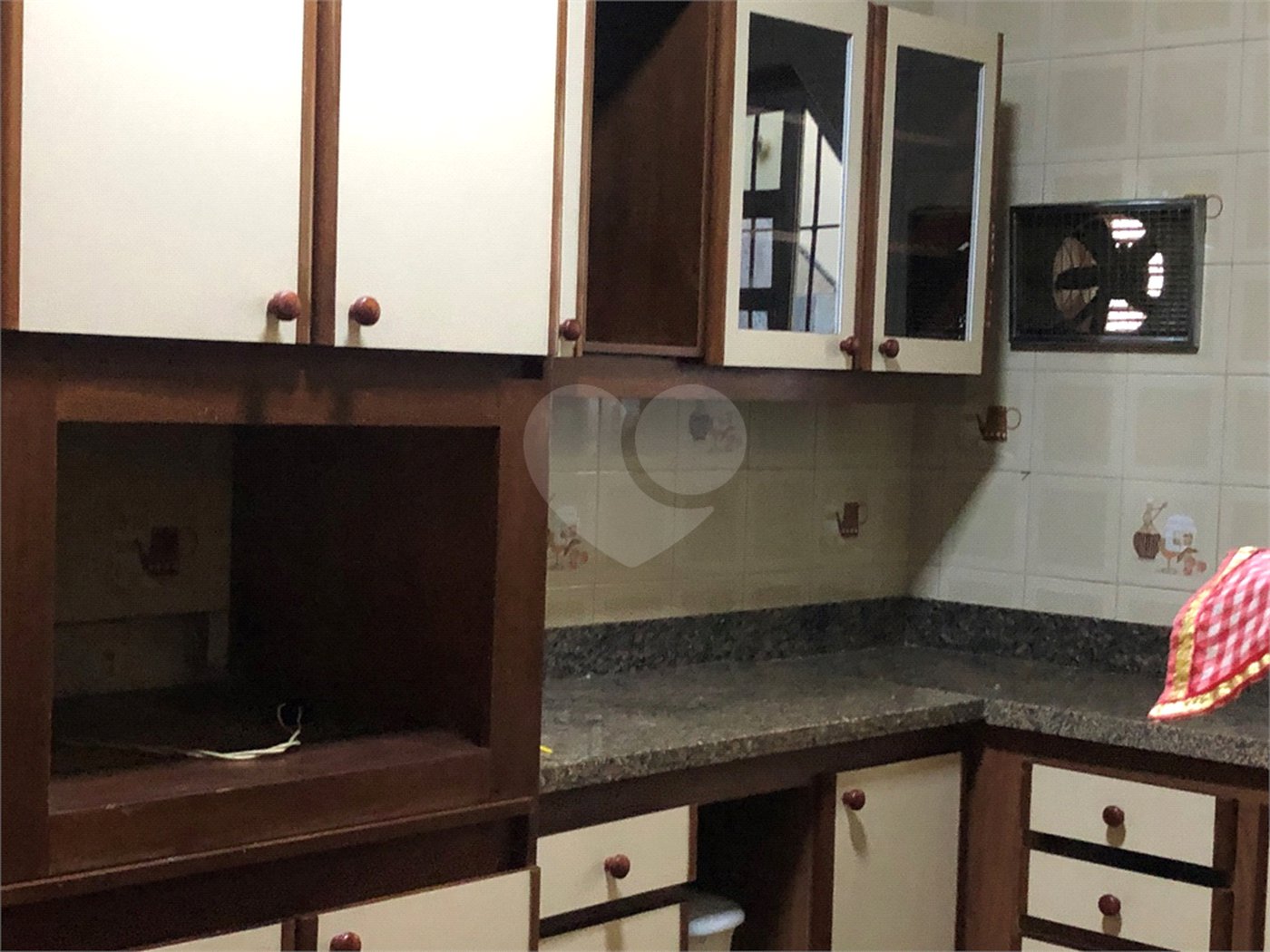 Sobrado à venda com 5 suítes em Tremembé, São Paulo, SP