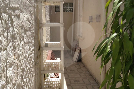 Casa à venda com 3 quartos, sendo 1 suíte, em Vila Mariana, São Paulo, SP