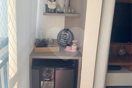 Apartamento à venda com 2 quartos em Parque Reboucas, São Paulo, SP