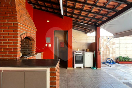 Sobrado à venda com 3 quartos, sendo 2 suítes,  em Alto Ipiranga, Mogi das Cruzes, SP