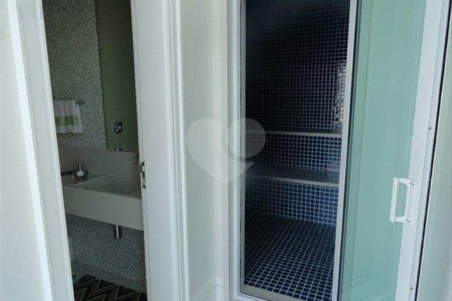 Apartamento à venda com 3 suítes em Jardim Virgínia, Guarujá, SP