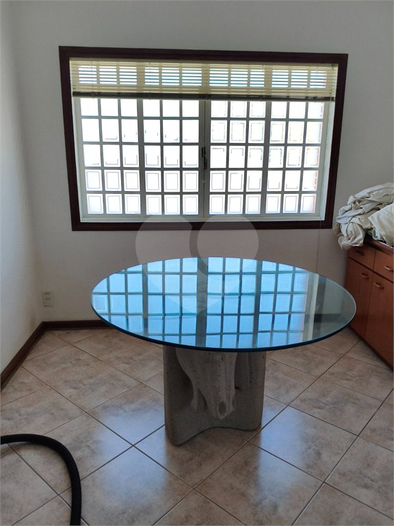 Casa à venda ou para alugar com 3 suítes no condomínio Estância Marambaia, Vinhedo - SP