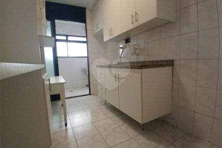 Apartamento à venda com 3 quartos, sendo 1 suíte, em Vila Leopoldina, São Paulo, SP