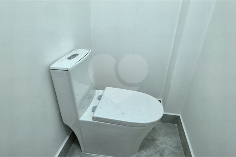 Sobrado à venda com 3 quartos, sendo 1 suíte, em Vila Bonilha, São Paulo, SP