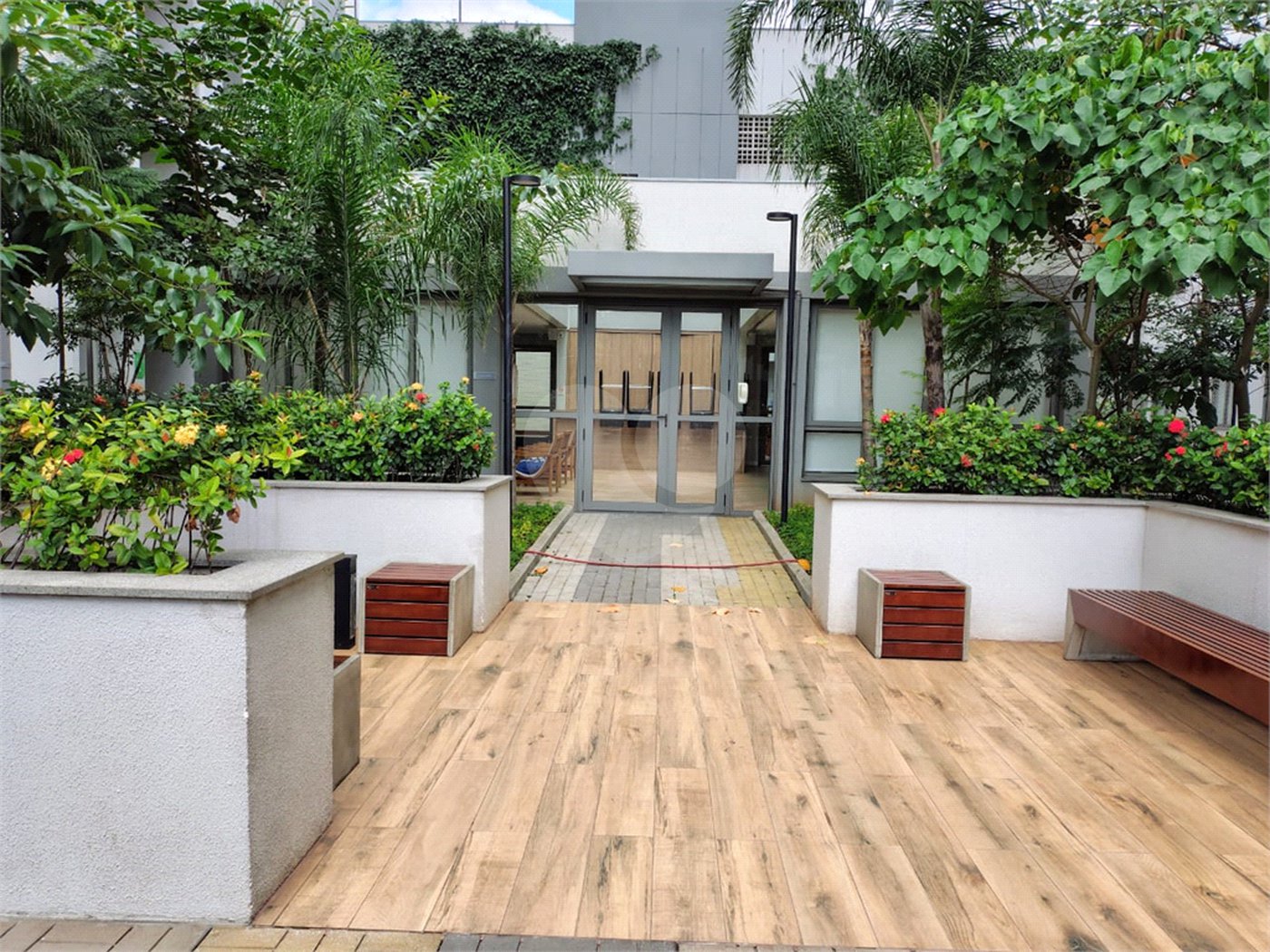 Apartamento à venda com 3 quartos, sendo 1 suíte, em Santo Amaro, São Paulo, SP