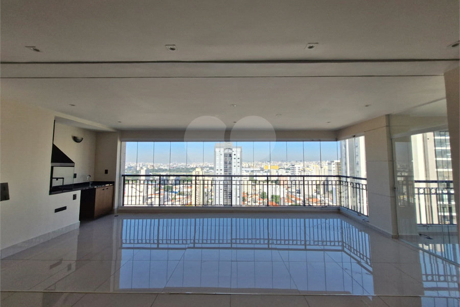 Apartamento para alugar com 3 suítes em Santana, São Paulo, SP
