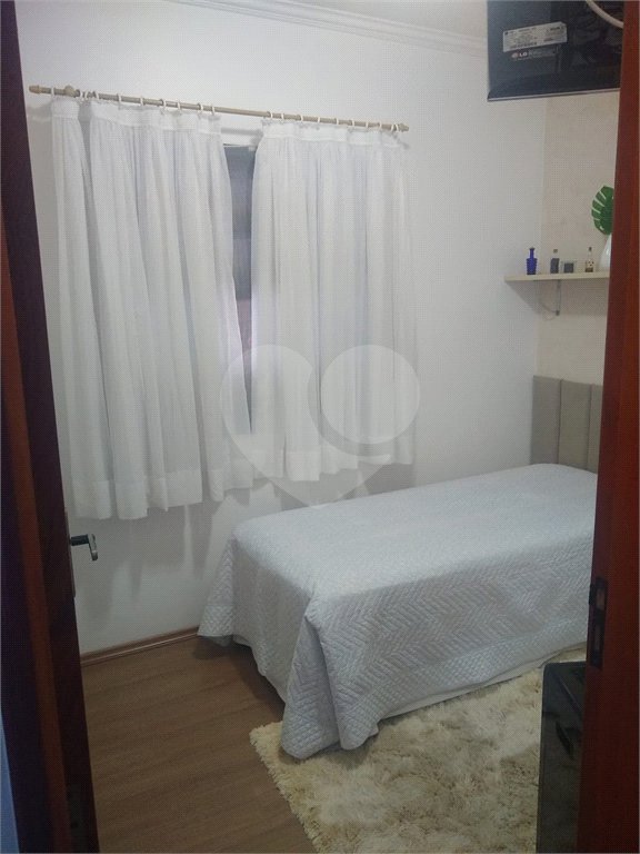 Sobrado à venda com 3 quartos, sendo 1 suíte,  em Vila do Castelo, São Paulo, SP