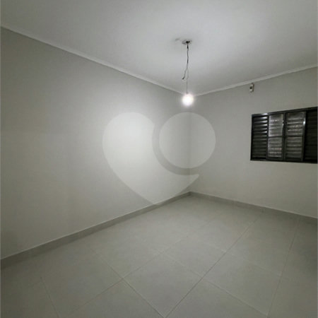 Casa à venda com 3 quartos, sendo 1 suíte, em Vila Virgínia, Ribeirão Preto, SP