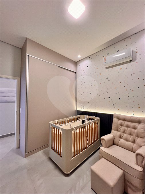 Casa à venda com 3 suítes no condomínio Residencial Mont'alcino, Valinhos - SP