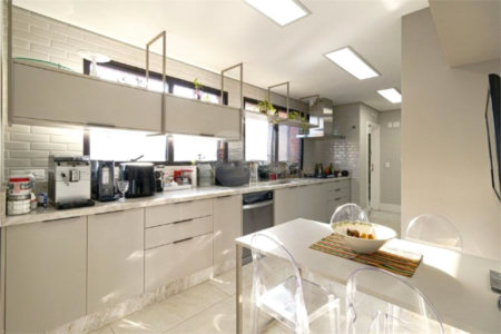 Apartamento à venda com 3 suítes em Jardim Parque Morumbi, São Paulo, SP