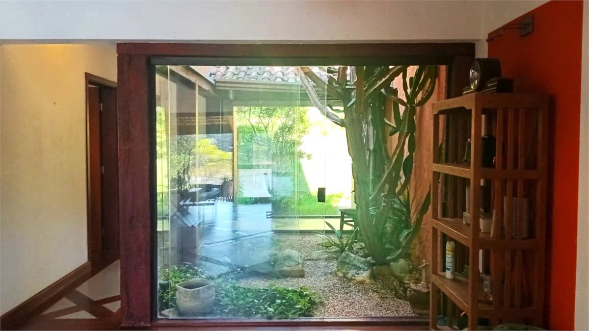 Casa à venda com 3 suítes no condomínio Vale da Santa Fé, Vinhedo - SP