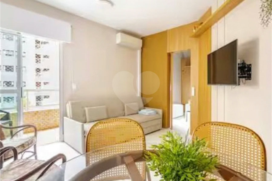 Apartamento à venda com 1 suíte em Riviera de São Lourenço, Bertioga, SP